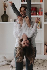 Carma-Family-Compagne-Perinatal-Pharmacienne-Holistique-Accompagnements-Forfait-Fais-toi-confiance